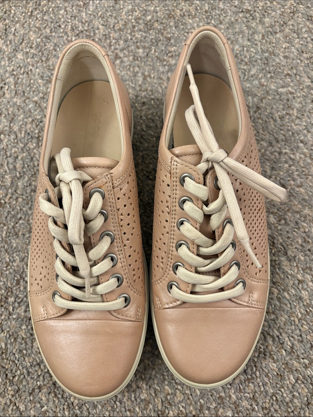 Ecco Casual Leather Sneakers